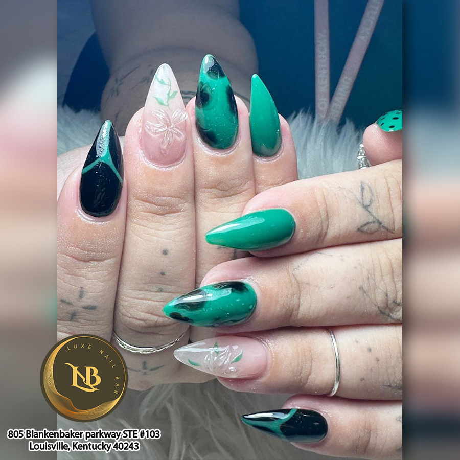 Luxe Nail Bar